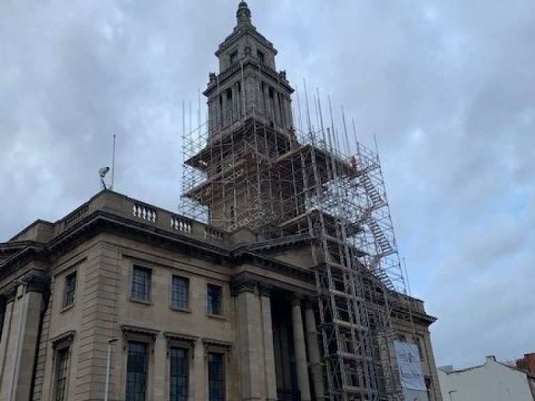 Read more about the article Hull’s Guildhall carillon bells and clock fall silent for repairs