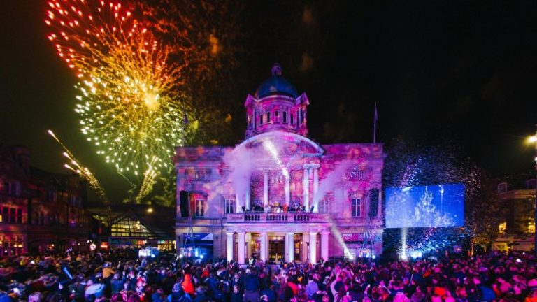 Read more about the article Hull city centre will be filled with Christmas cheer as the festive season kicks off with the annual Christmas lights switch-on