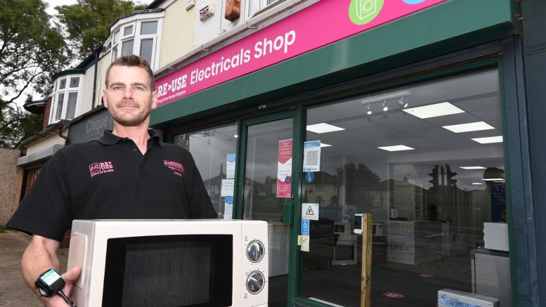 Read more about the article Reuse Electrical Shop successful in bid for further funding