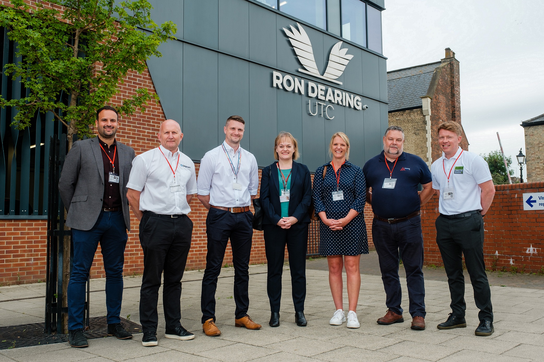 Read more about the article Ron Dearing UTC welcomes more business partners to further boost opportunities for students