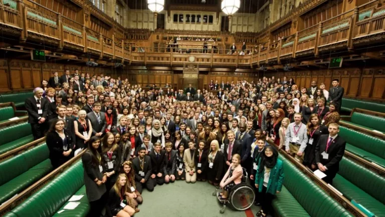 Read more about the article Hull to host UK Youth Parliament annual conference